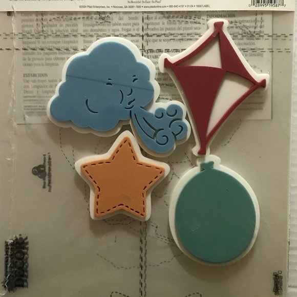 Plaid Kids Decor, 2 Stencils/4 Stamps, Bear, kite, balloon, star - Picture 5 of 6